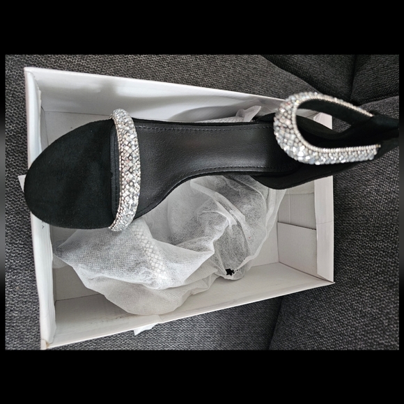 elegant heels - Picture 3 of 5